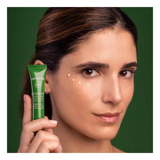 Apivita Crema Contorno de Ojos Bee Radiant 15ml Apivita Crema Contorno de Ojos Bee Radiant 15ml