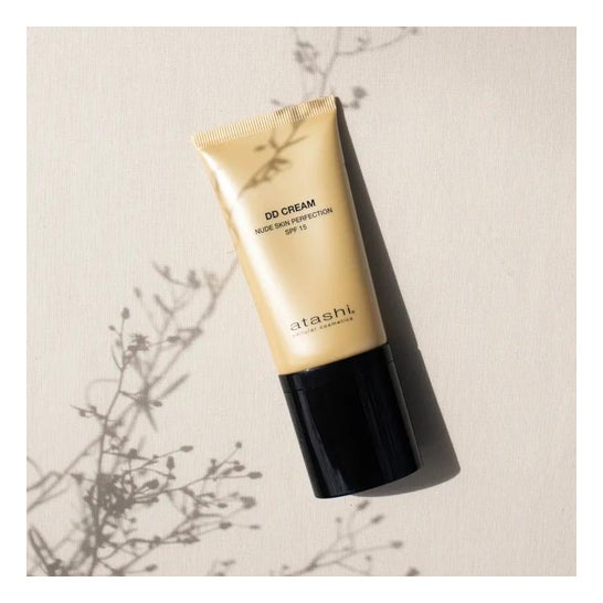 Atashi Cellular Cosmetics DD creme de cor creme leve FPS15 50 ml Atashi Cellular Cosmetics DD creme de cor creme leve FPS15 50 ml