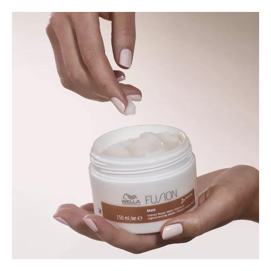 Máscara de reparação Wella Fusion 150ml Máscara de reparação Wella Fusion 150ml