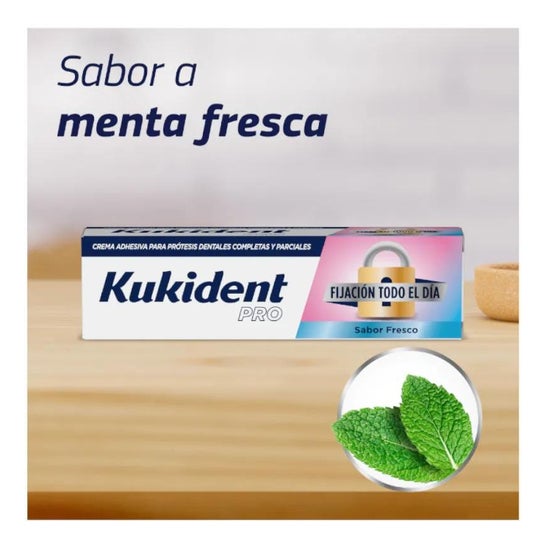 Prótese de creme adesivo Kukident Pro Classic 47g Prótese de creme adesivo Kukident Pro Classic 47g