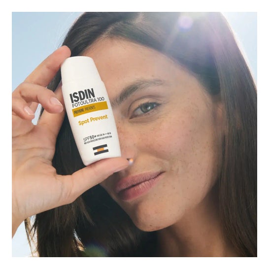 Foto Ultra 100 ISDIN® Spot prevent Fusion Fluid SPF50+50ml