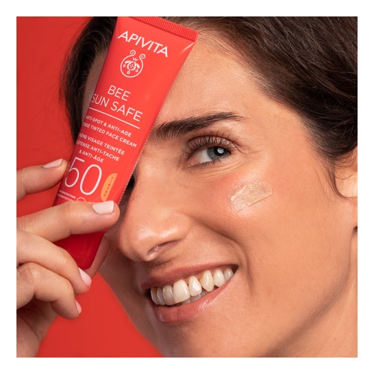 Apivita Bee Sun Safe Anti-rugas com cor 50fps 50ml